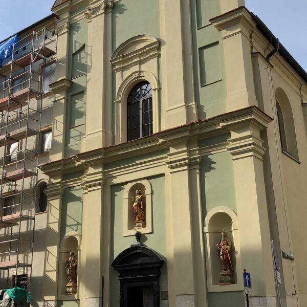 445F3B40-328A-46E7-AB93-104E1CAD1687